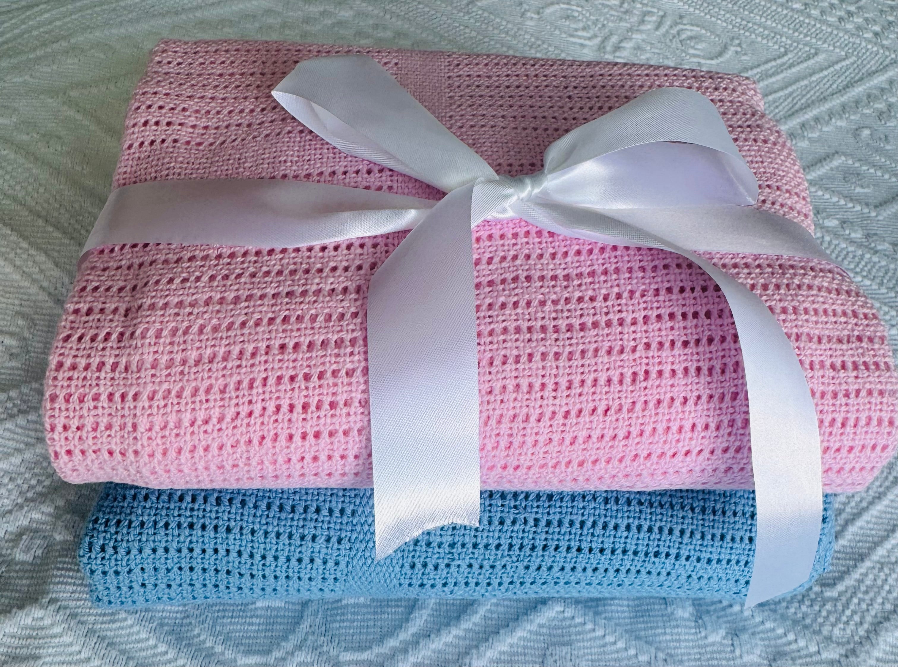 Little Beginnings Newborn Essentials Gift Set (0 - 3 months) | 100% Cotton | 7 Pieces