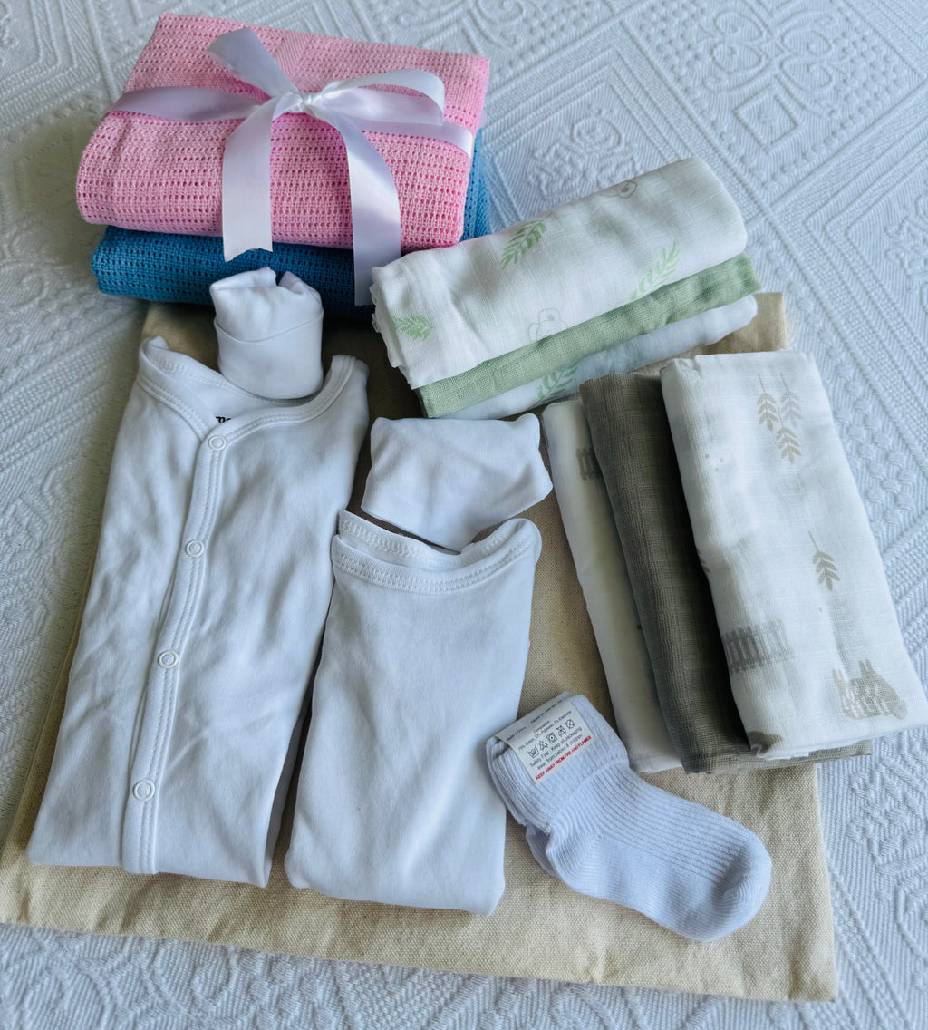 Little Beginnings Newborn Essentials Gift Set (0 - 3 months) | 100% Cotton | 7 Pieces